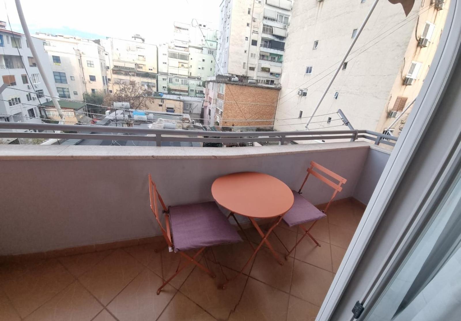 Nevila'S Apartment Tirana Exterior foto